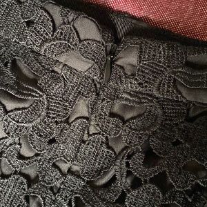 J. Crew Black Lace Pencil Skirt | Size 0 | NWOT | Excellent Condition |M